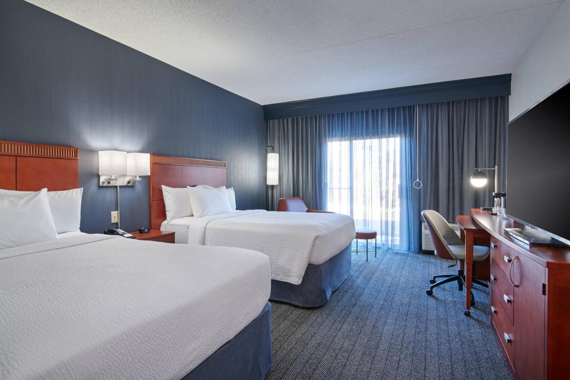 Courtyard Chicago Highland Park/northbrook 3* Highland Park
