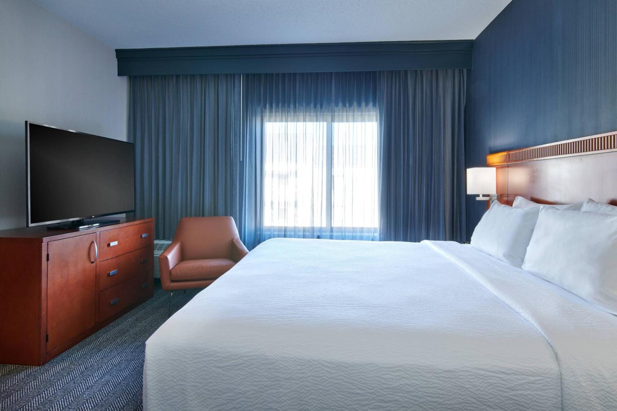 Courtyard Chicago Highland Park/northbrook 3* Highland Park