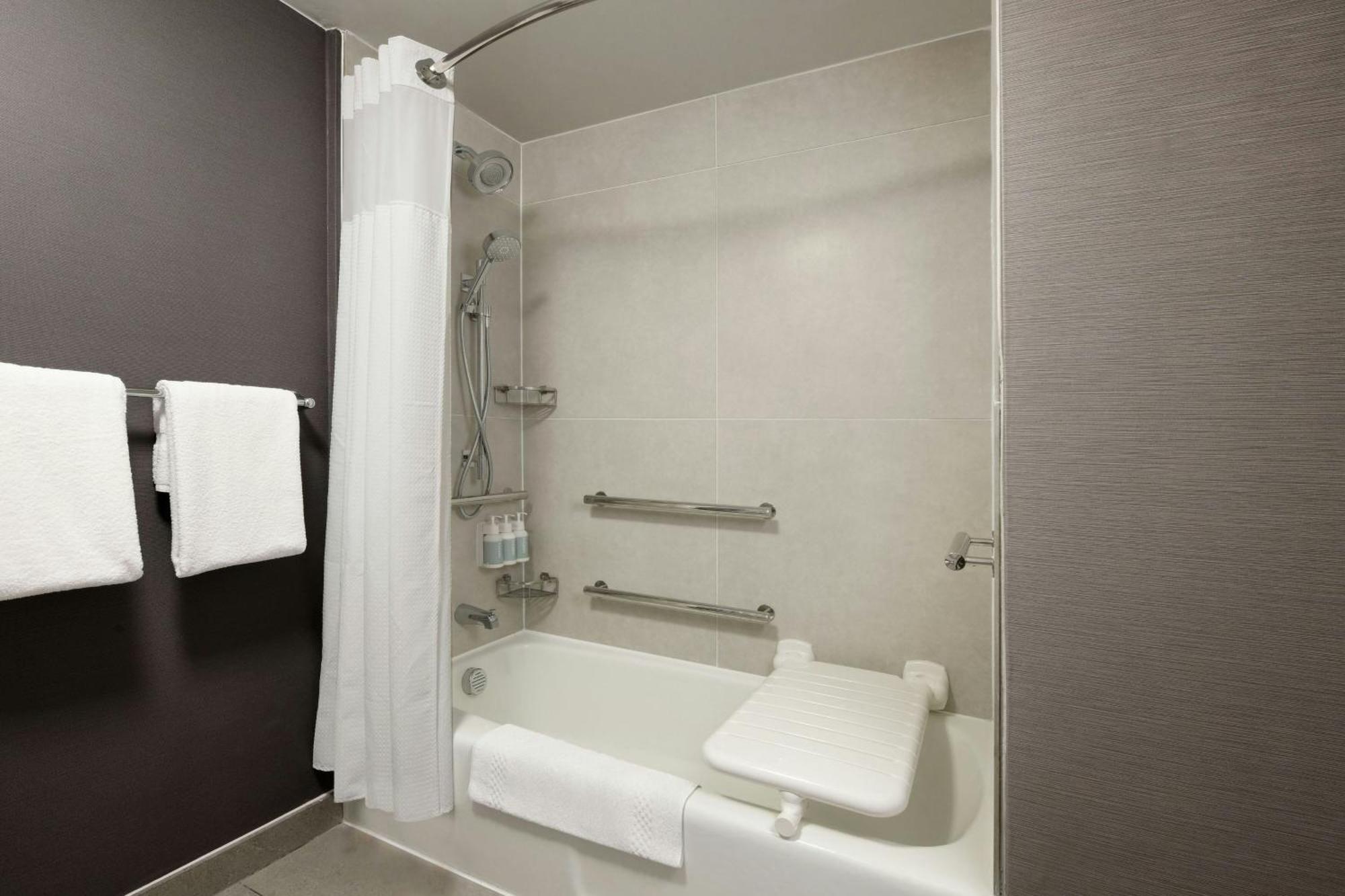 Courtyard Chicago Highland Park/northbrook 3* Highland Park